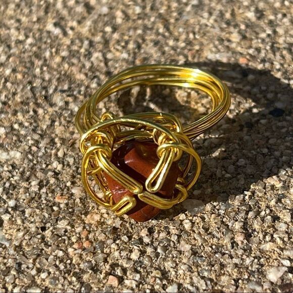 RED JASPER WIREWRAPPED GEMSTONE CHUNKY RING - Picture 5 of 5